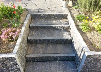 Treppe in den Garten, Creativo Gartengestaltung